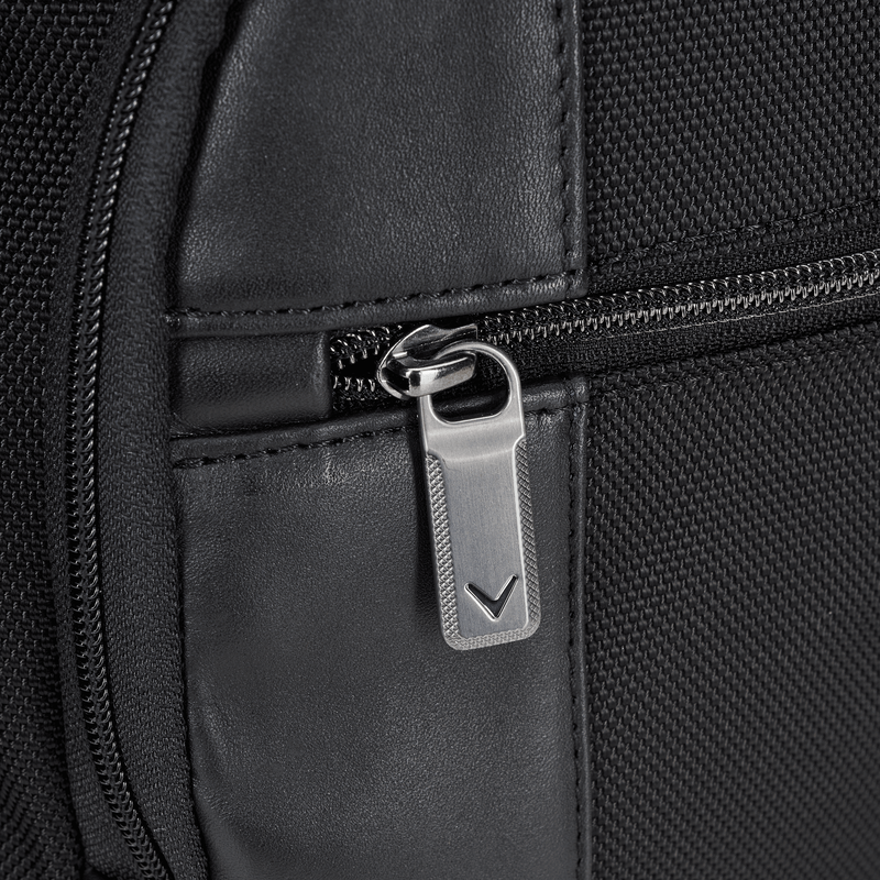 Tour Authentic 22" Spinner Logo Travel Bag - View 6